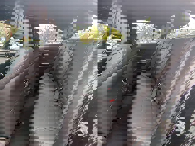 Used 2025 Mercedes-Benz C 300 C 300 image 13