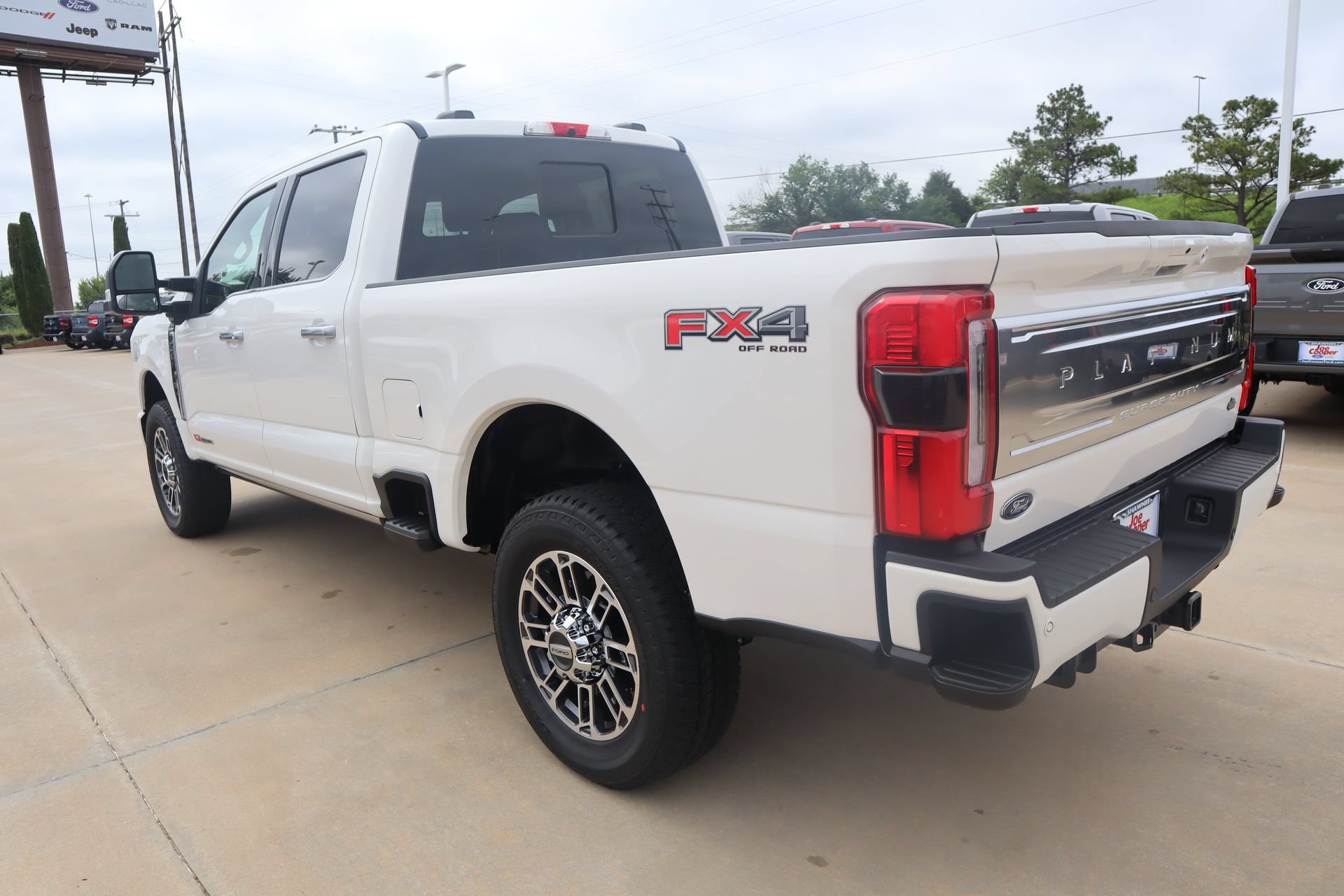 New 2026 Ford F250 Platinum w/ Platinum Plus Package AWD/4WD image 26
