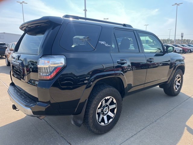 Used 2020 Toyota 4Runner TRD Off-Road Premium image 4
