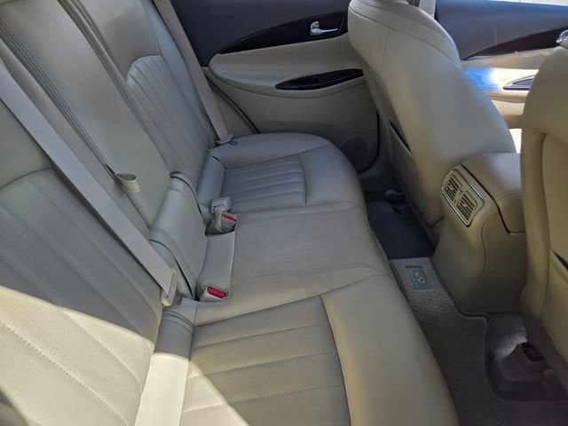 Used 2011 INFINITI EX35 Journey w/ Technology Pkg AWD/4WD image 4