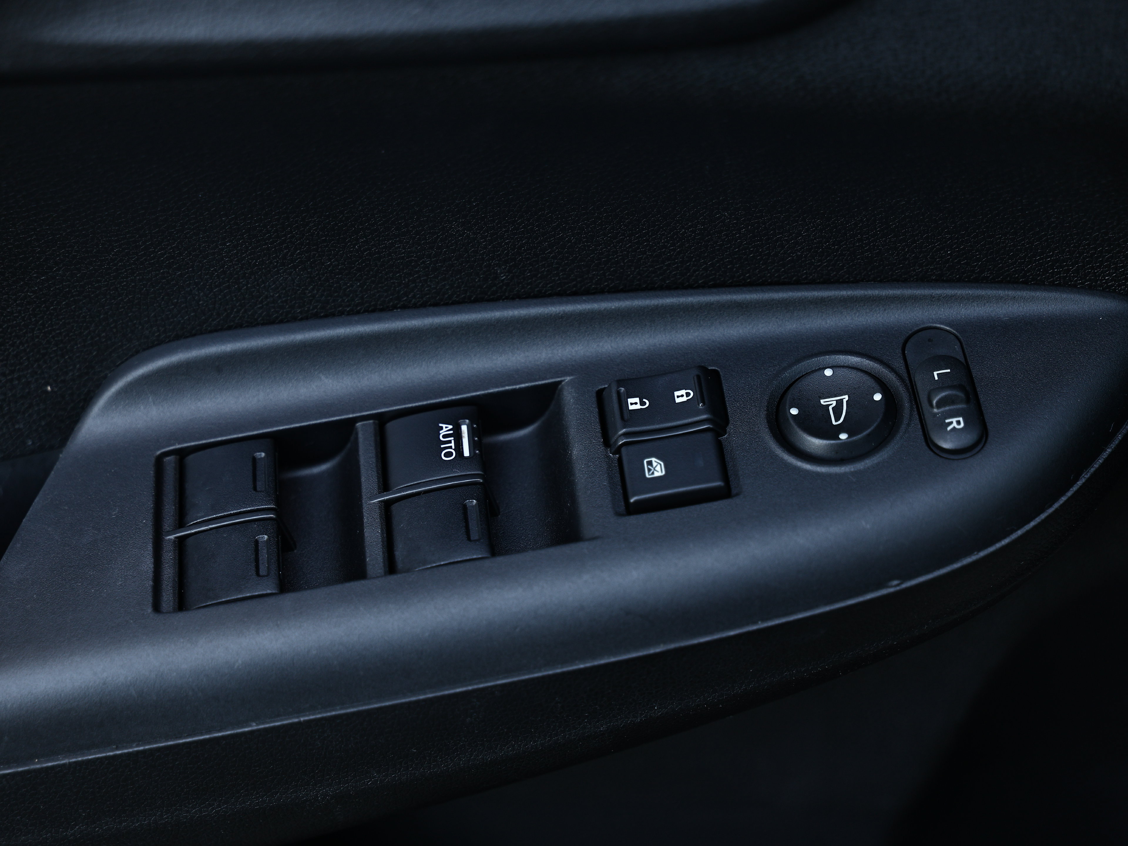 Used 2017 Honda Fit LX image 14