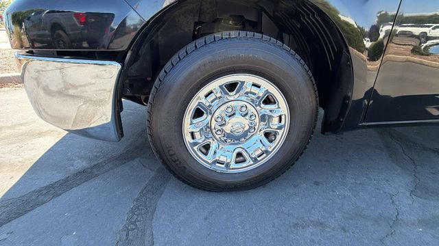 Used 2018 Nissan NV 3500 SL RWD image 10