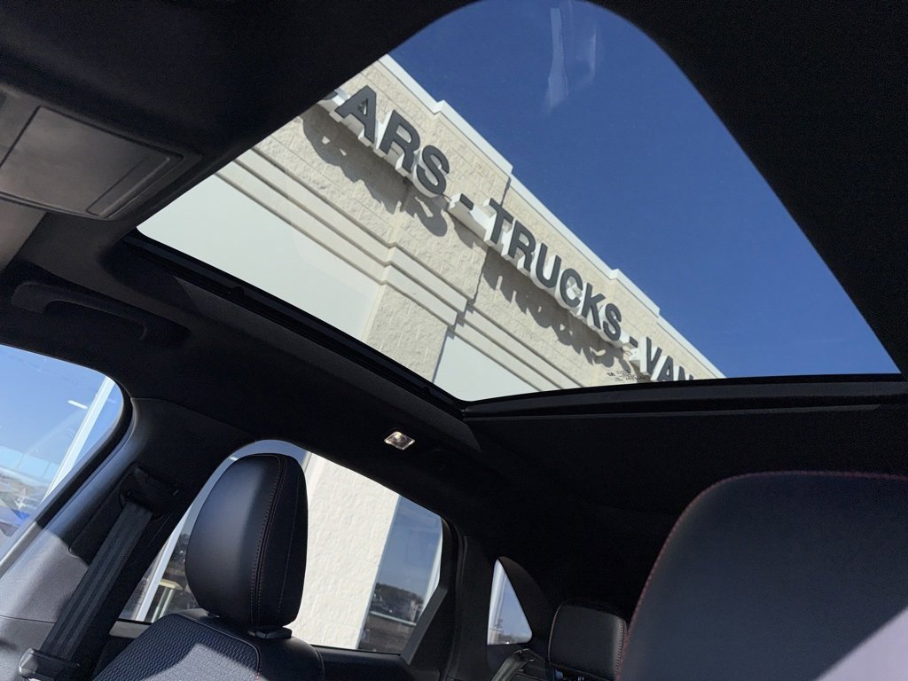 Used 2024 Ford Escape ST-Line Select w/ Tech Pack #2 image 21