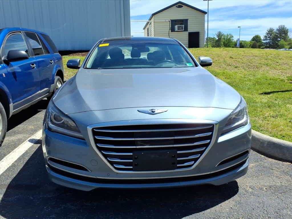 Used 2015 Hyundai Genesis 3.8 w/ Option Group 04 RWD image 7