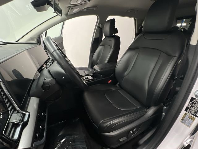 Used 2023 Kia Sportage EX image 17