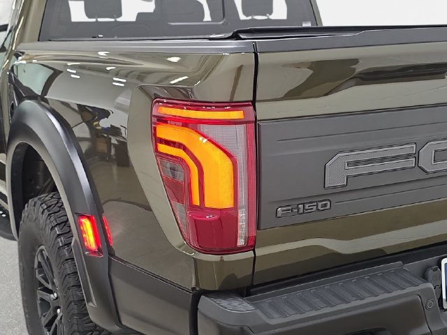 Used 2024 Ford F150 Raptor AWD/4WD image 34