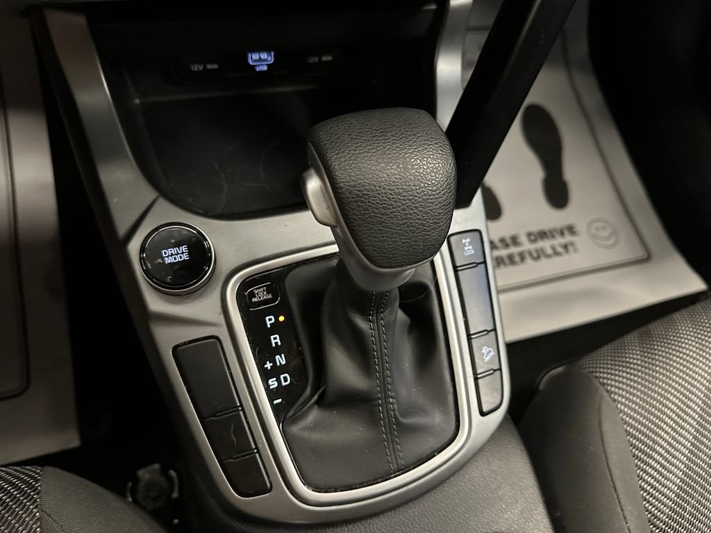 Used 2023 Kia Seltos LX AWD/4WD image 16