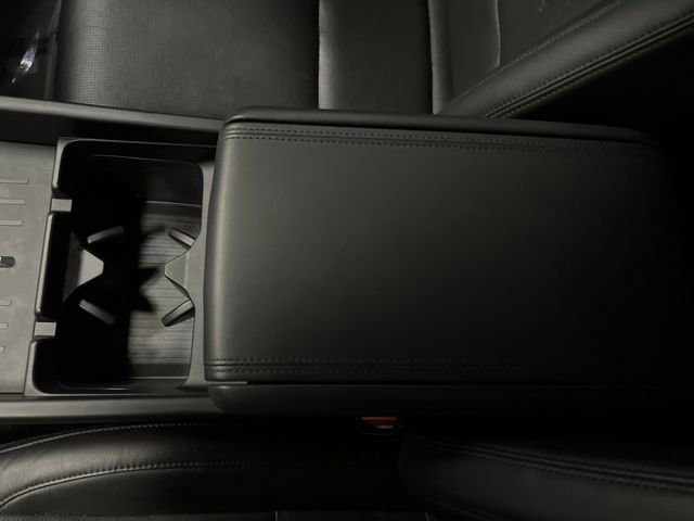 Used 2025 Hyundai Santa Fe Limited image 23