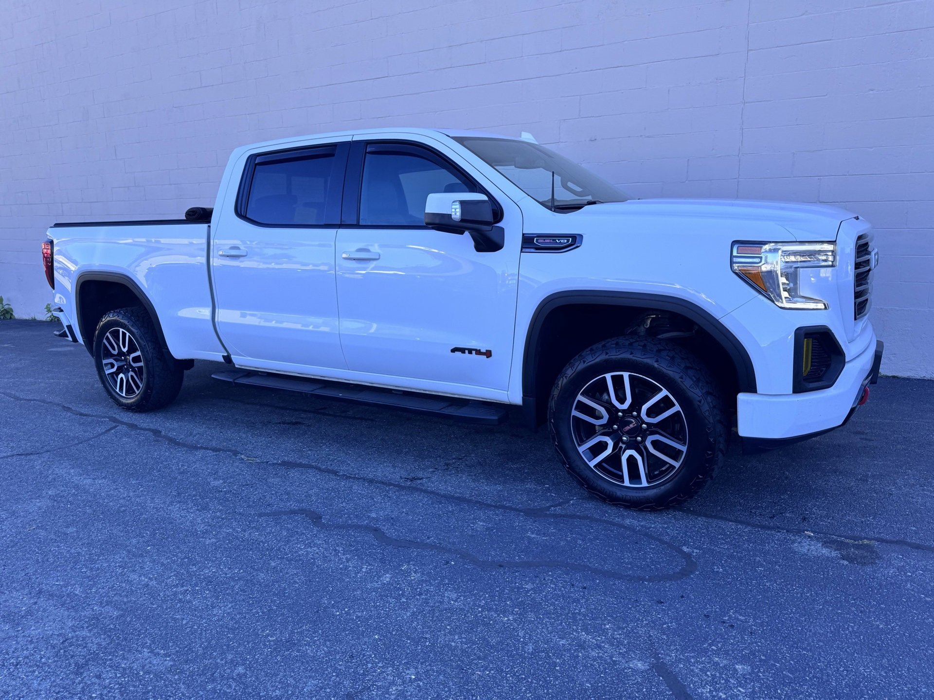Used 2021 GMC Sierra 1500 AT4 w/ AT4 Preferred Package image 6