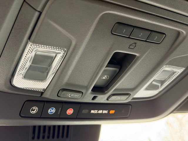 Certified 2024 Chevrolet Silverado 2500 High Country w/ Technology Package image 17