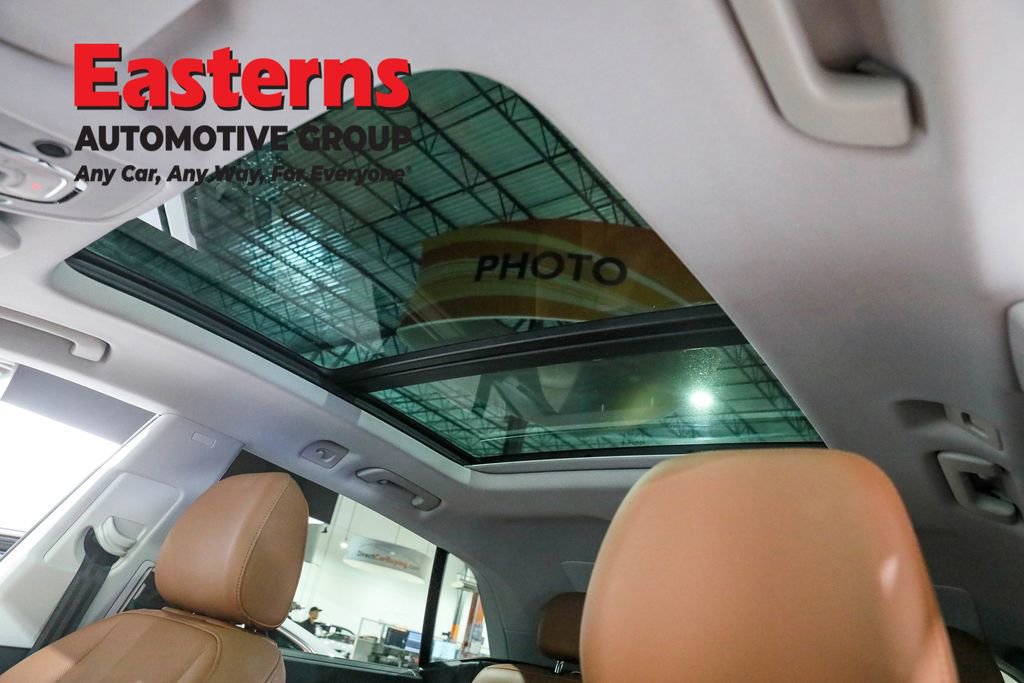 Used 2022 Audi Q8 Prestige w/ Prestige Package image 37