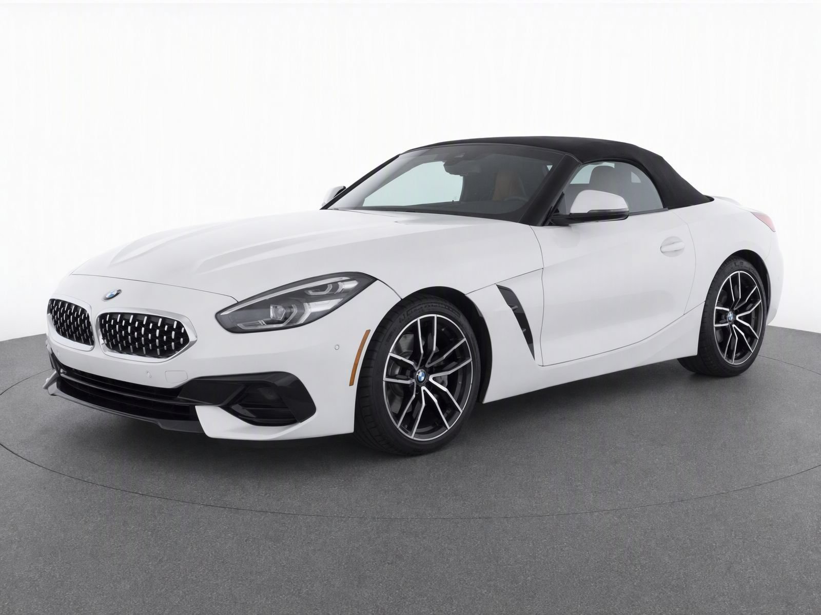 Used 2020 BMW Z4 sDrive30i RWD image 2
