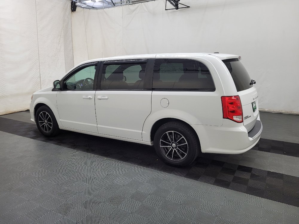 Used 2019 Dodge Grand Caravan GT FWD image 3