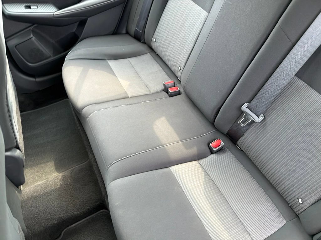 Used 2025 Nissan Sentra SV FWD image 13