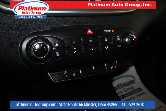 Used 2016 Kia Sorento LX image 18