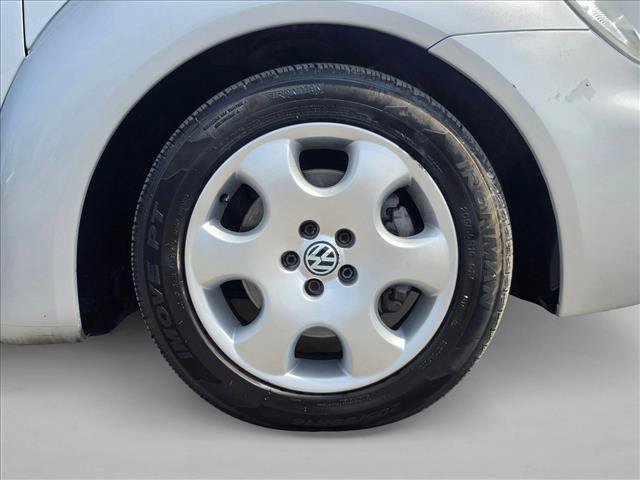 Used 2002 Volkswagen Beetle GLX FWD image 9