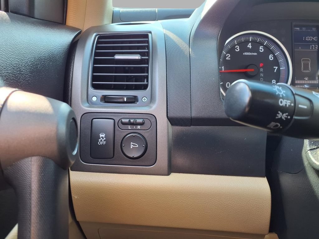 Used 2010 Honda CR-V LX image 17