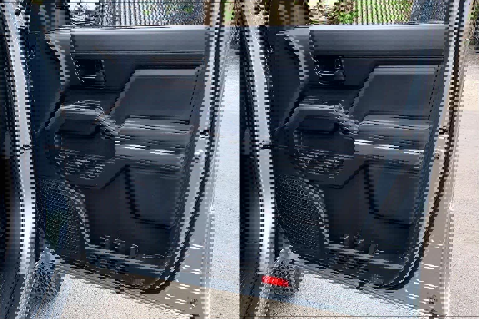 Used 2025 Toyota Tacoma SR5 image 22