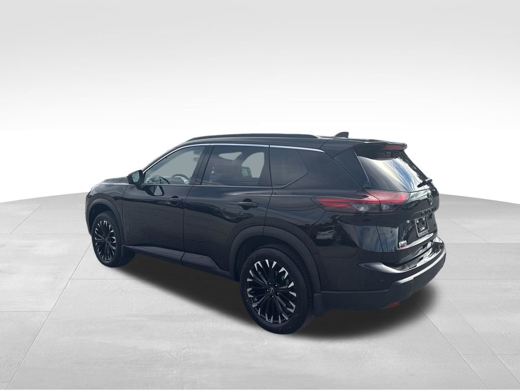 New 2026 Nissan Rogue Dark Armor image 4