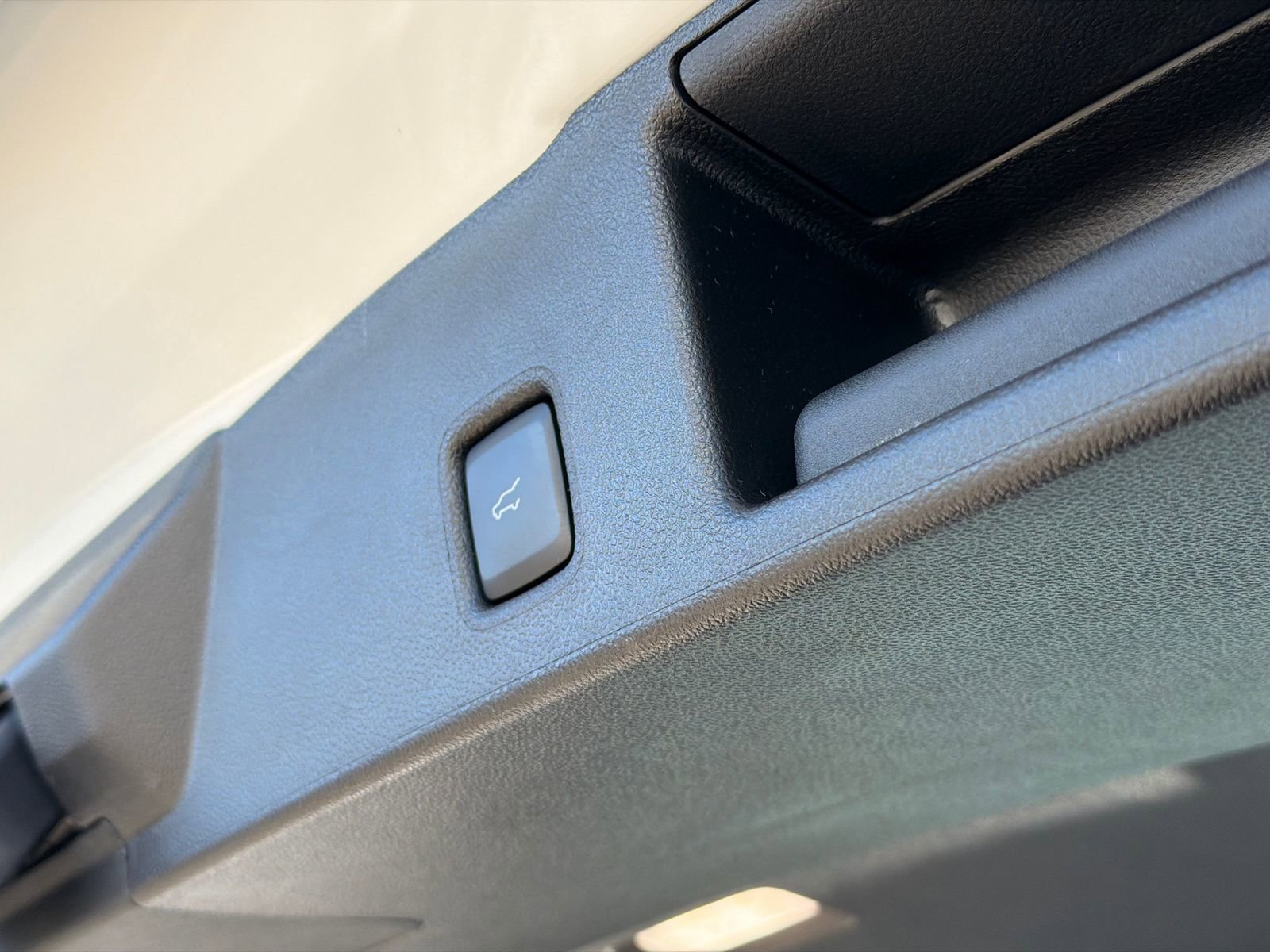 New 2026 Ford Escape SE image 8