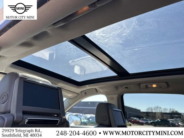 Used 2010 Cadillac SRX Luxury image 15