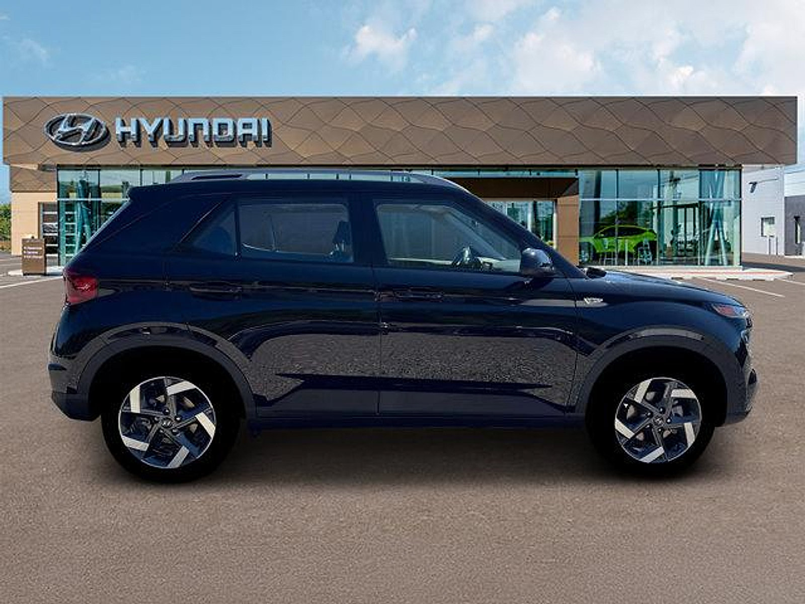 New 2026 Hyundai Venue SEL FWD image 9