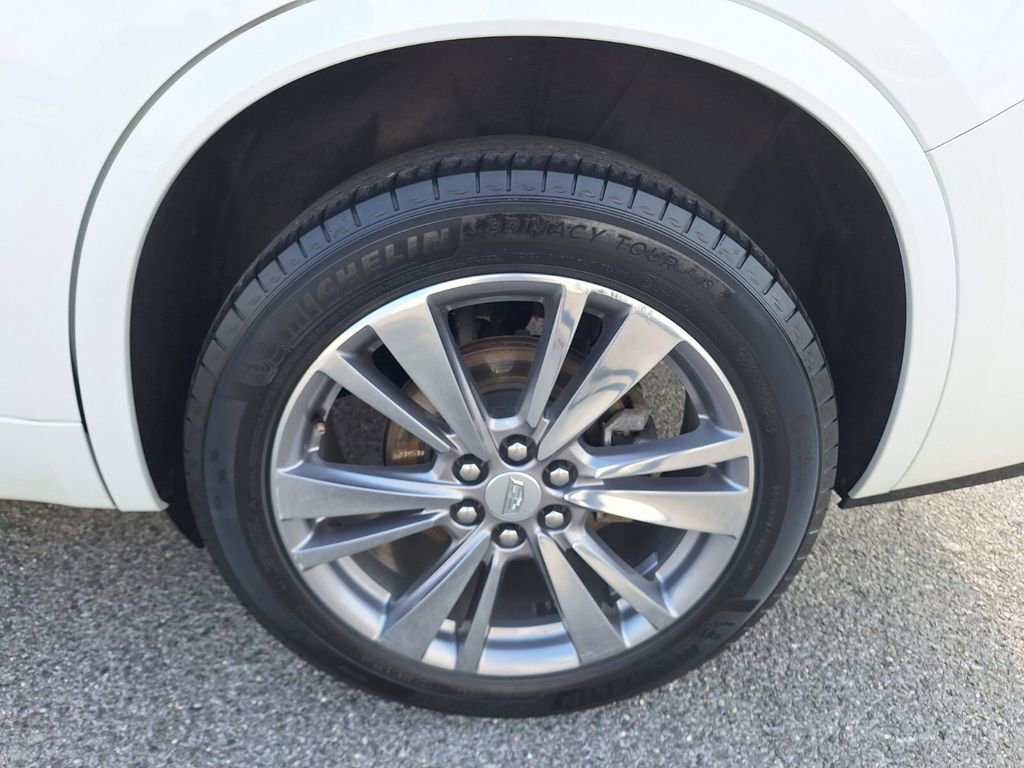 Used 2023 Cadillac XT6 Premium Luxury image 26
