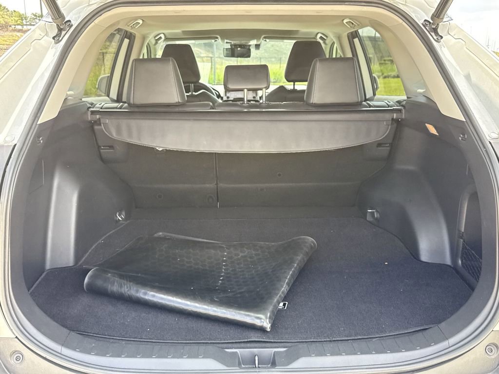 Used 2019 Toyota RAV4 Limited w/ Carpet Mat Package AWD/4WD image 13