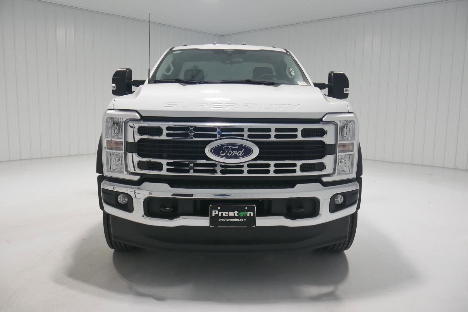 New 2024 Ford F550 4x4 Regular Cab Super Duty w/ XLT Value Package image 13