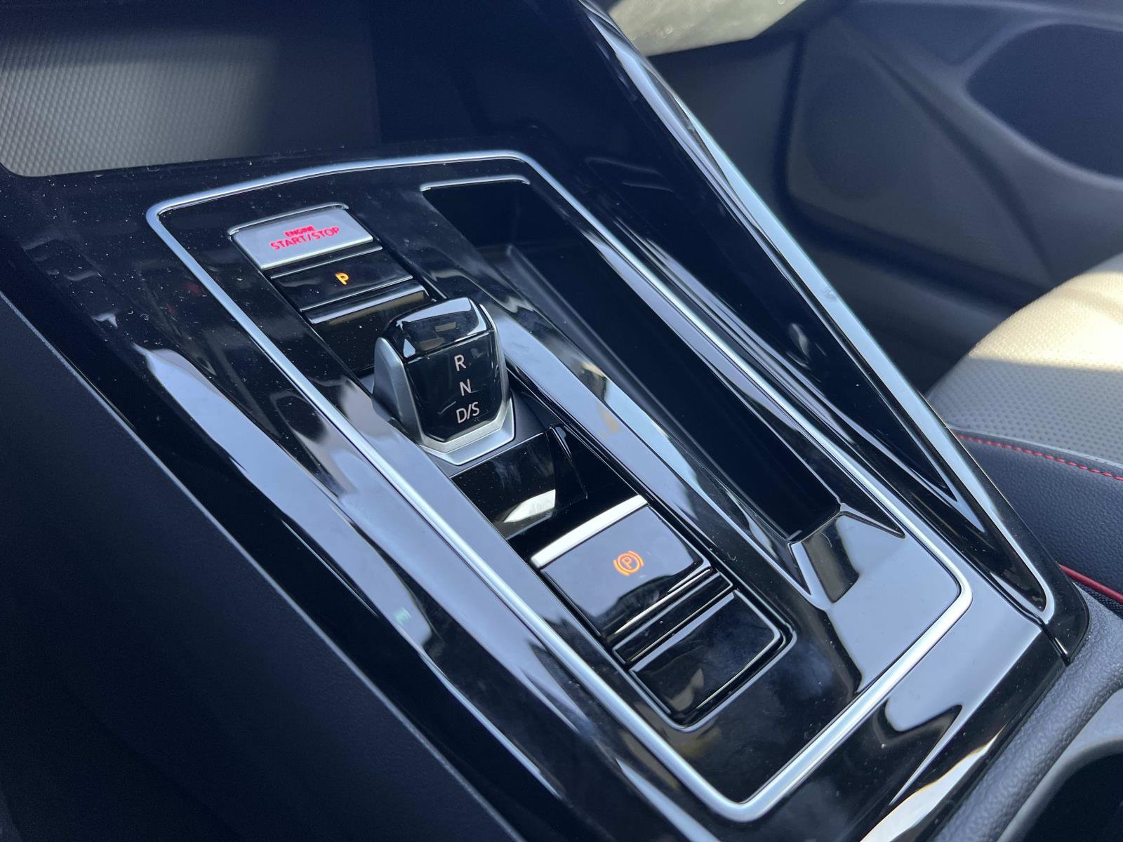 New 2026 Volkswagen GTI SE FWD image 19