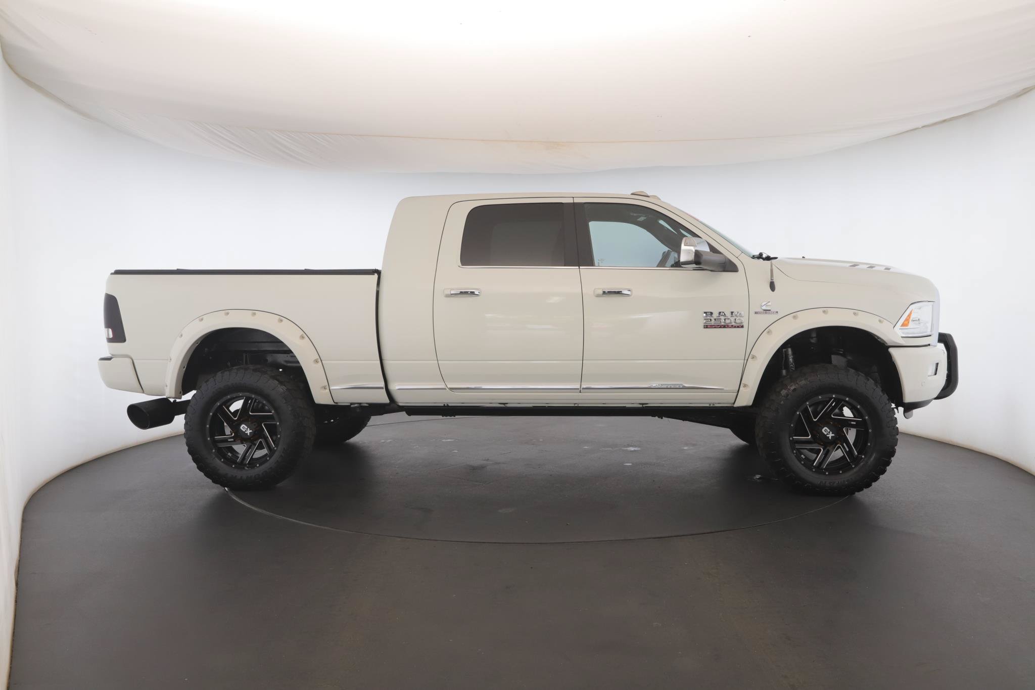Used 2018 RAM 2500 Limited AWD/4WD image 32