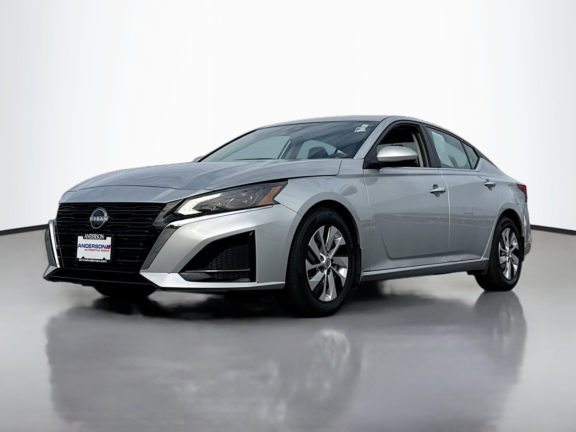 Used 2023 Nissan Altima 2.5 S image 11