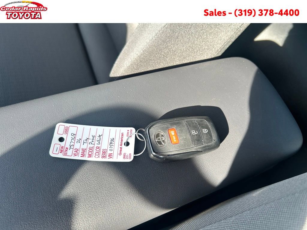 New 2026 Toyota Prius LE image 27