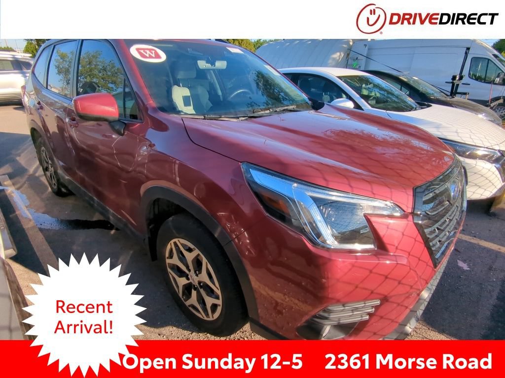 Used 2024 Subaru Forester Premium AWD/4WD image 1