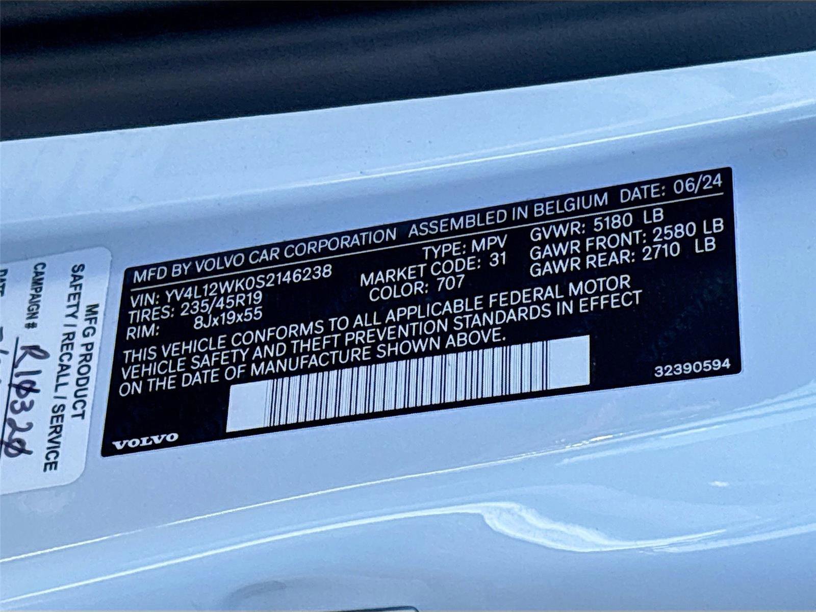 Used 2025 Volvo V60 B5 Cross Country Plus image 34