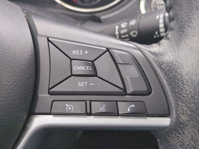 Used 2018 Nissan Rogue SV FWD image 25