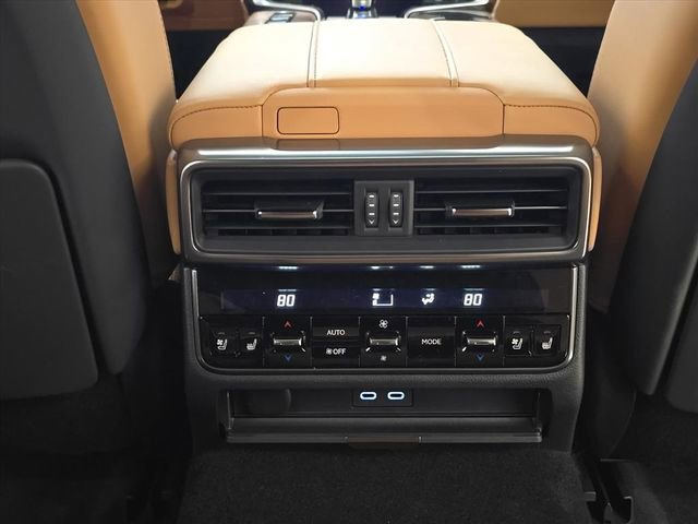 New 2026 Lexus LX 700h Luxury AWD/4WD image 30