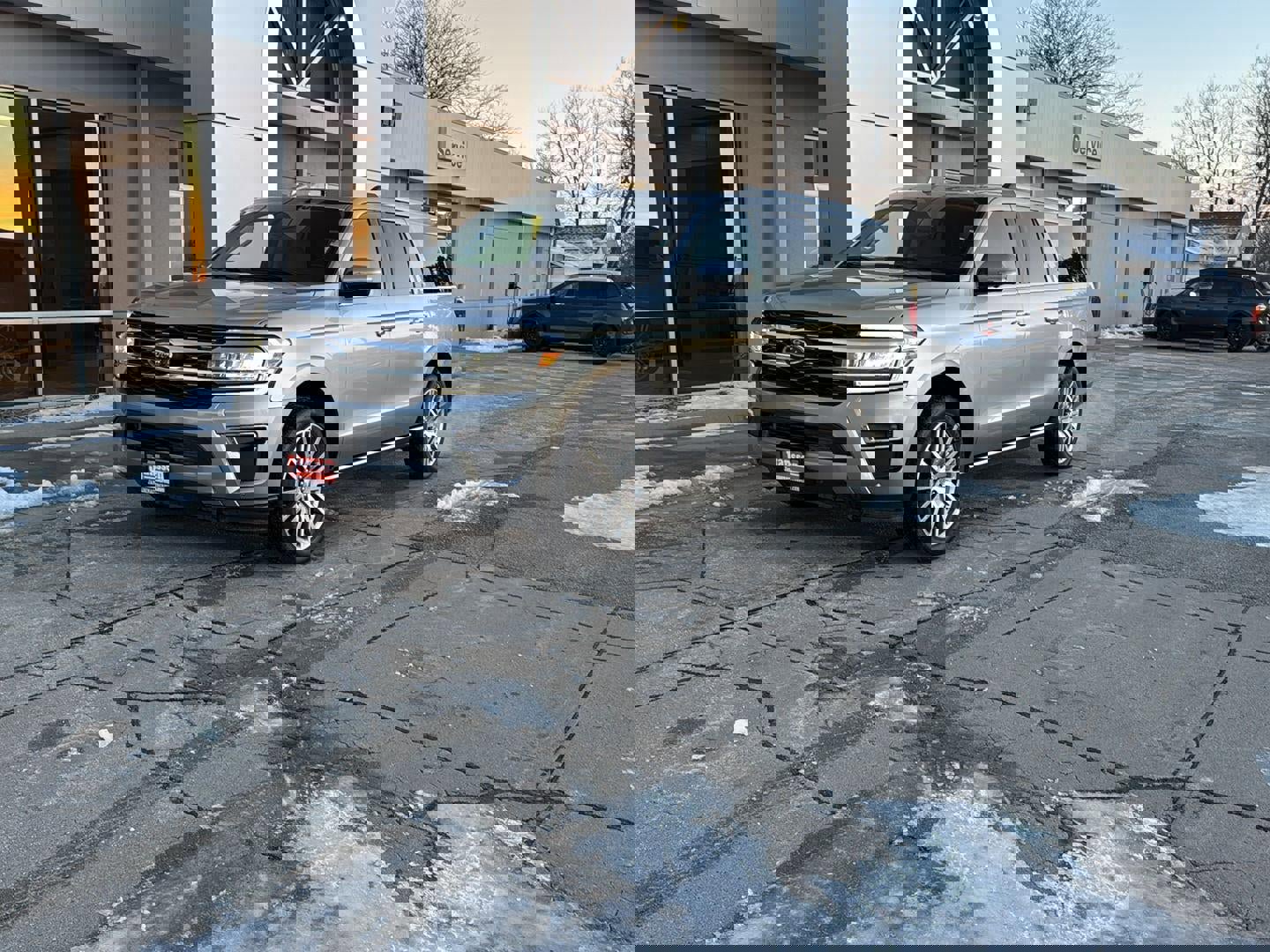 Used 2024 Ford Expedition Max Limited image 6