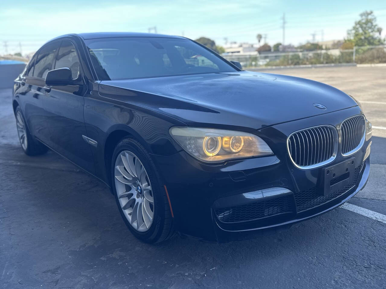 Used 2012 BMW 750Li RWD image 2
