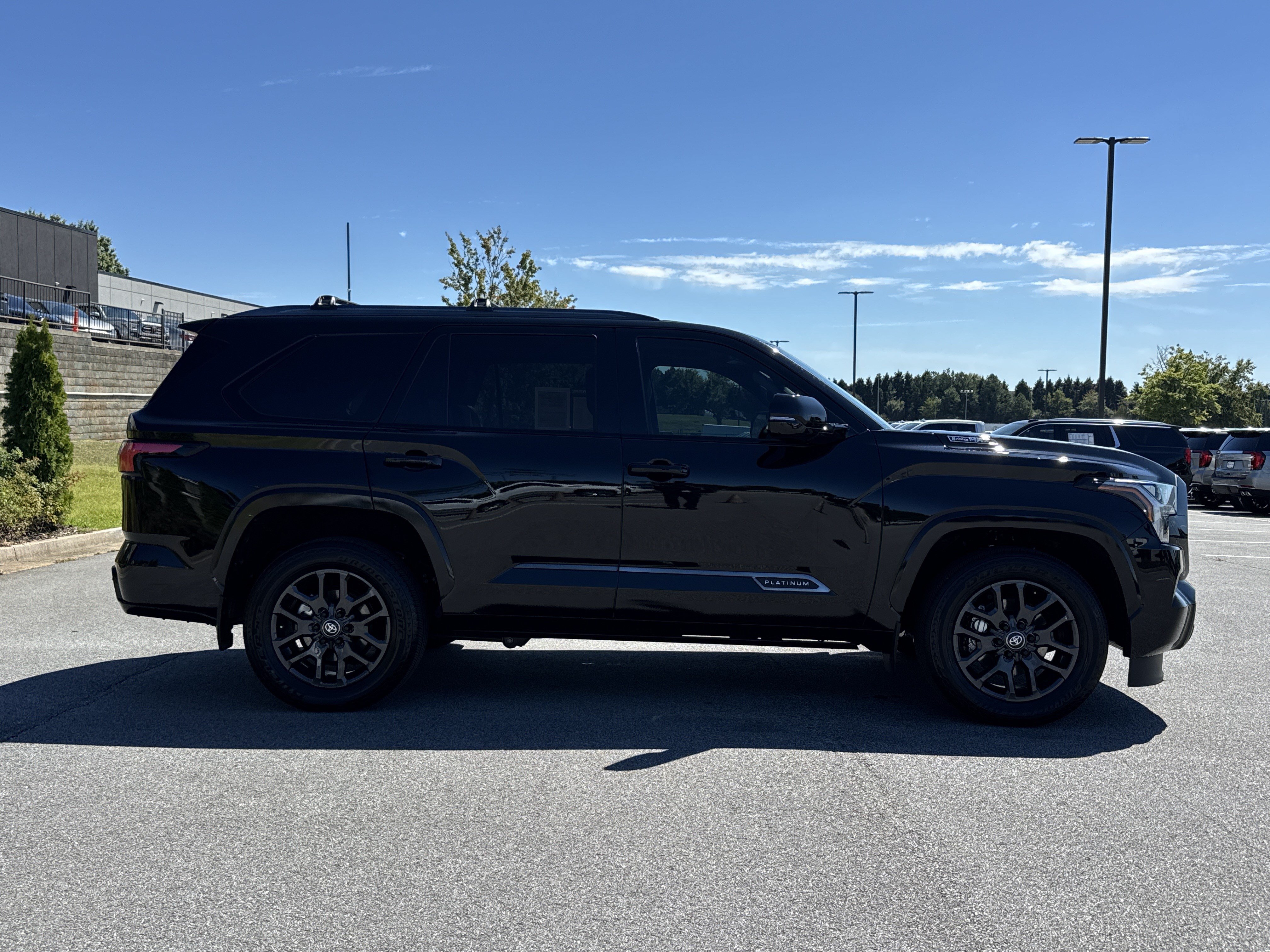 Used 2026 Toyota Sequoia Platinum AWD/4WD image 11