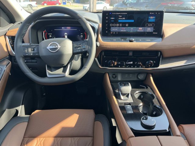 New 2026 Nissan Rogue Platinum AWD/4WD image 13