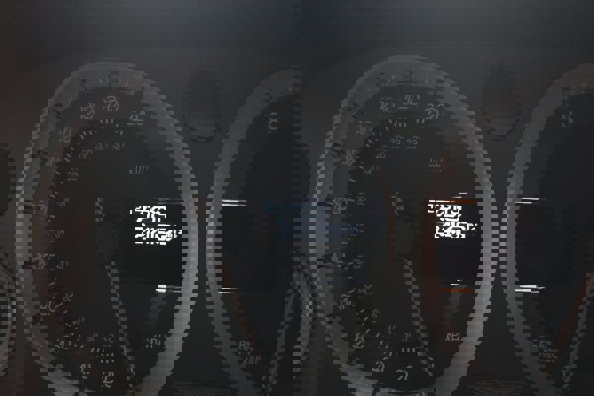 Used 2016 Aston Martin Rapide S image 10