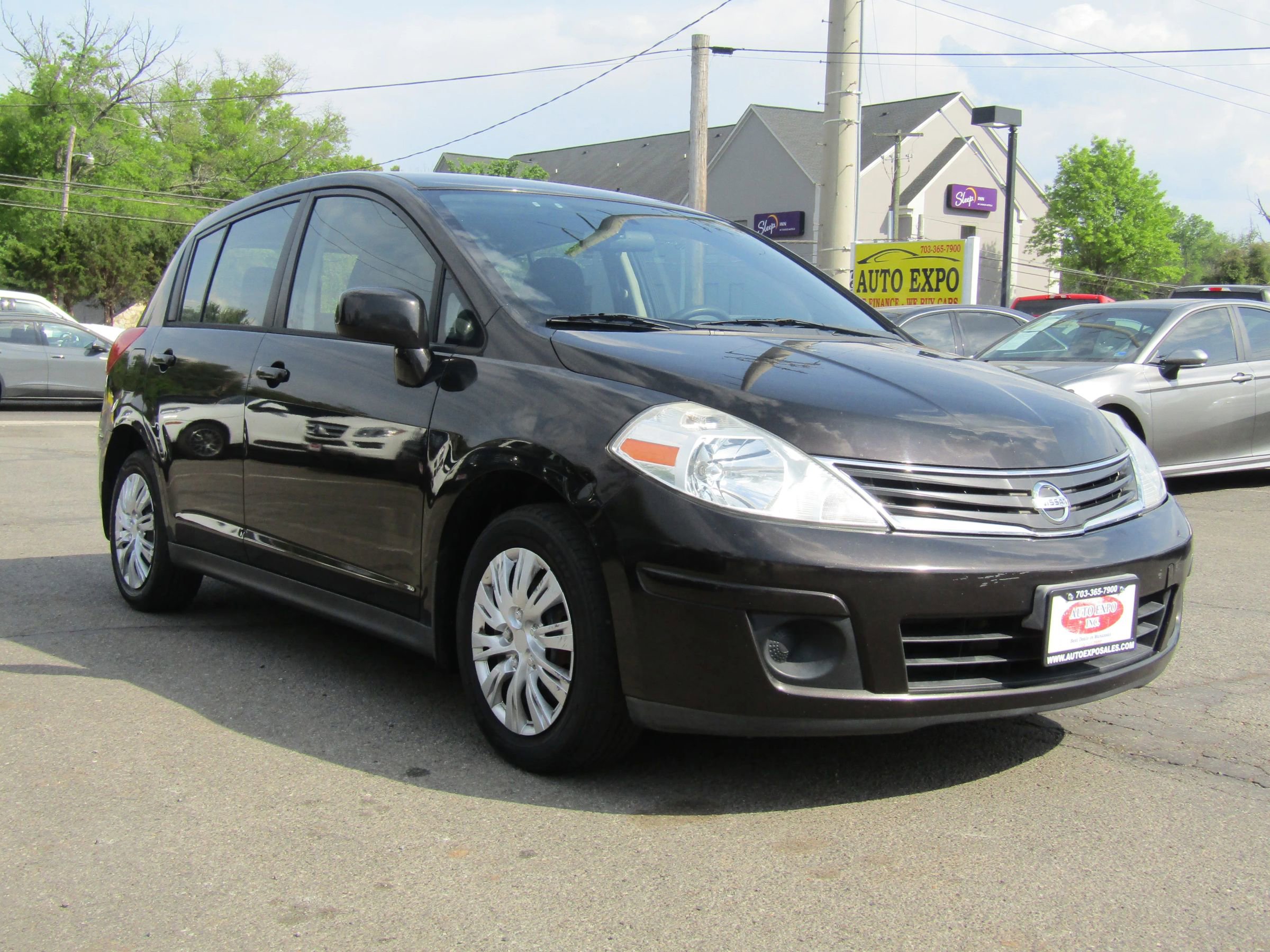 Used 2012 Nissan Versa 1.8 S w/ Plus Pkg FWD image 1