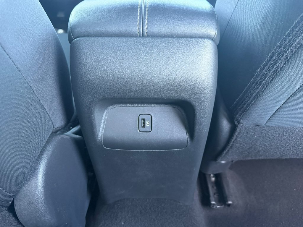 Used 2024 Nissan Sentra SV FWD image 16