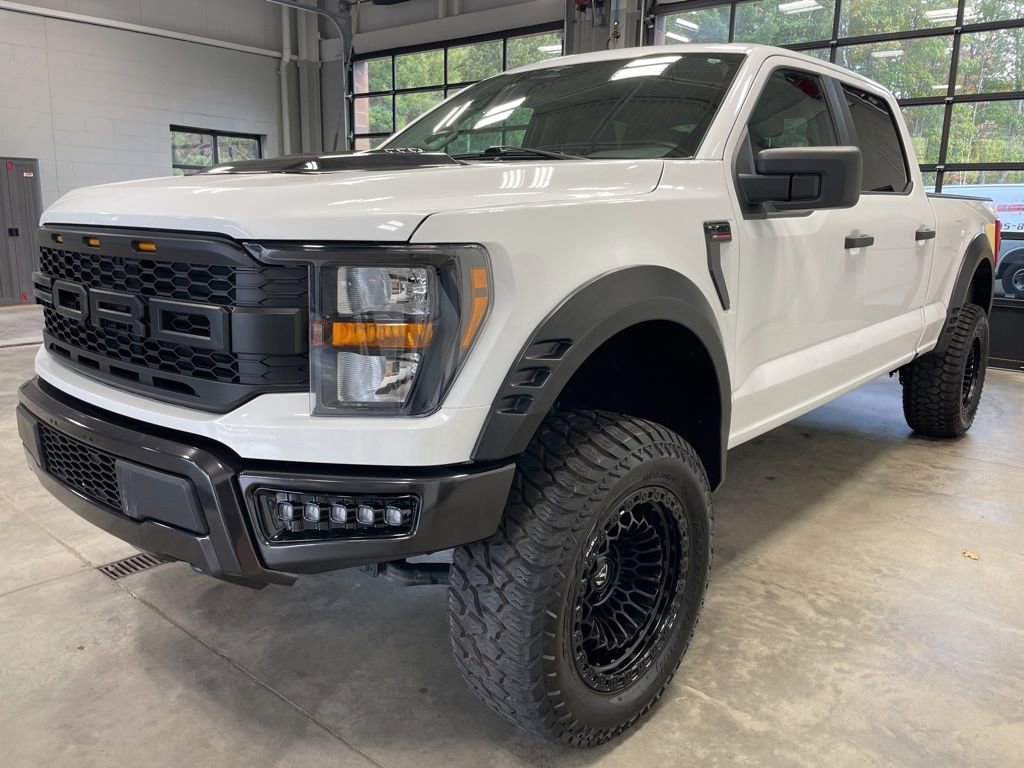 Used 2023 Ford F150 XLT w/ Trailer Tow Package AWD/4WD image 4