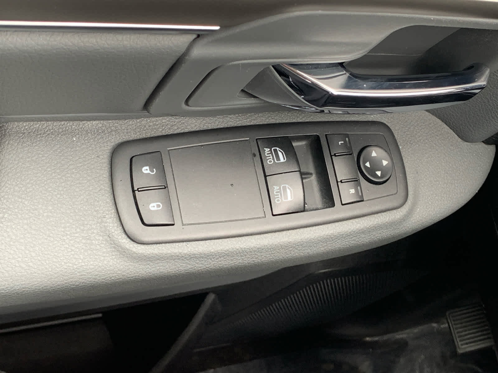 Used 2019 RAM 1500 Tradesman w/ Popular Equipment Group image 23