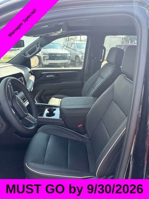 Used 2025 Chevrolet Suburban Premier w/ Sun And Tow Package AWD/4WD image 14