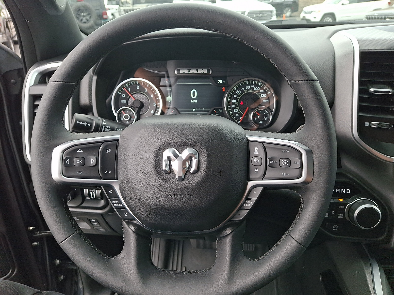 Used 2025 RAM 1500 Big Horn AWD/4WD image 17
