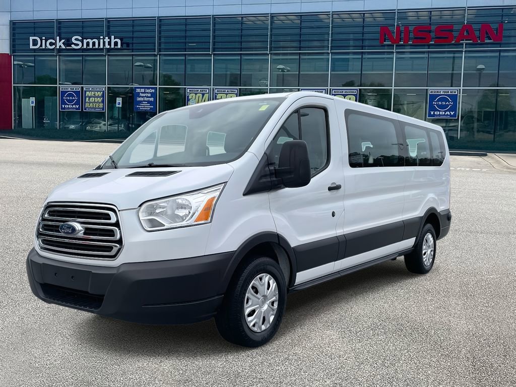 Used 2019 Ford Transit 350 XLT image 3