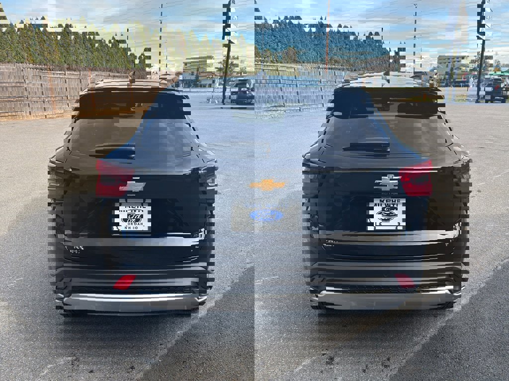 Used 2025 Chevrolet Trax LT w/ Driver Confidence Package image 7